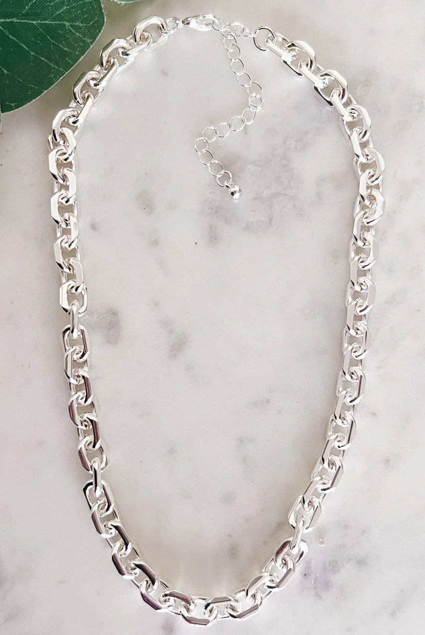 Chunky Chain Link Necklace with Extendable Chain