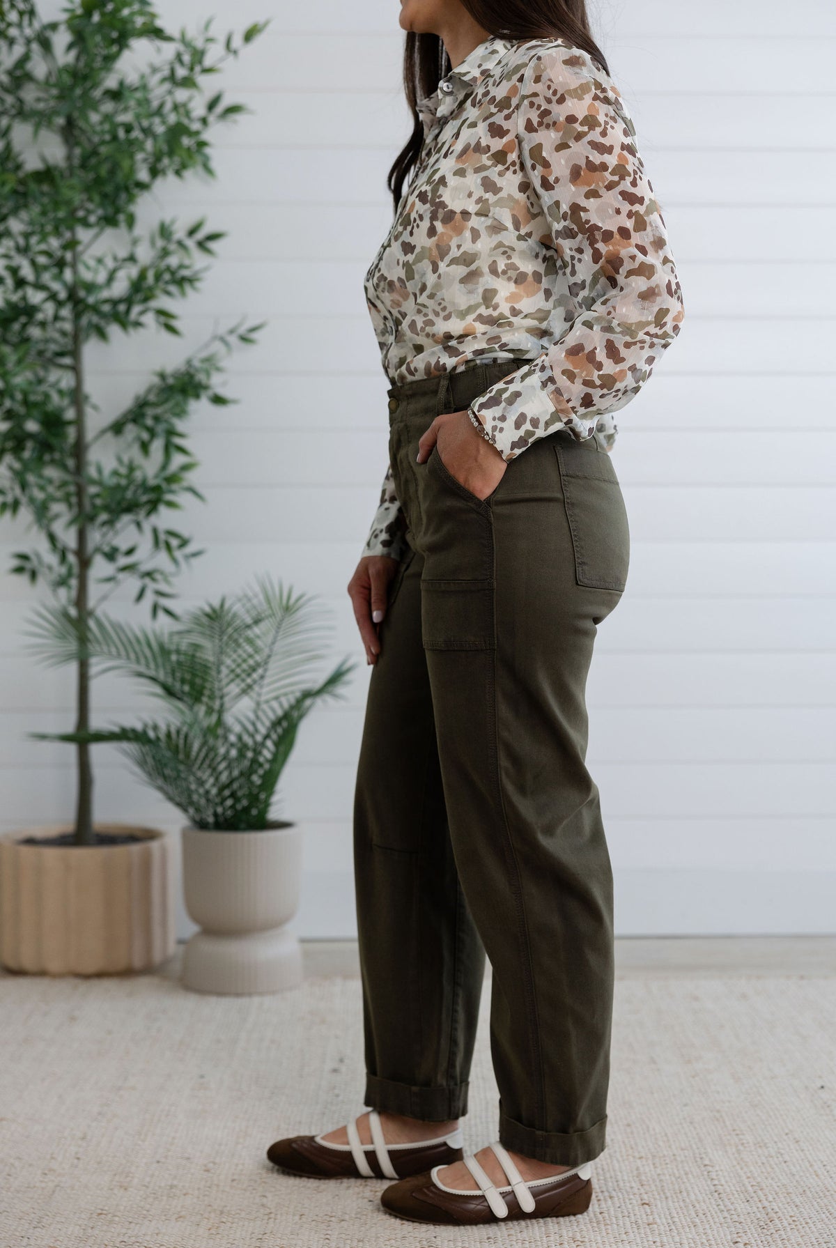 Twill Barrel Leg Pants with Patch Pockets