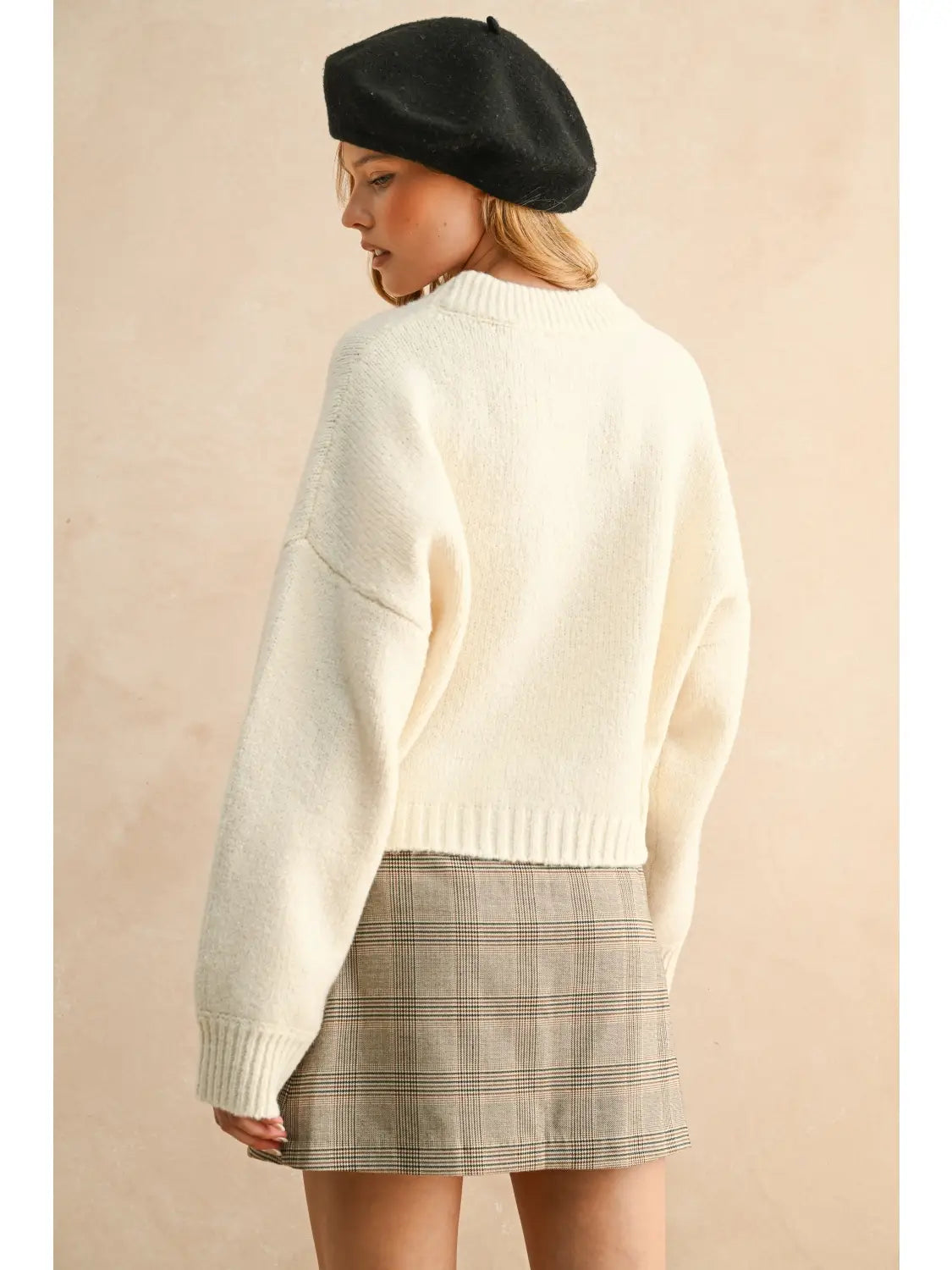 Round Neck Simple Meet and Greet Sweater