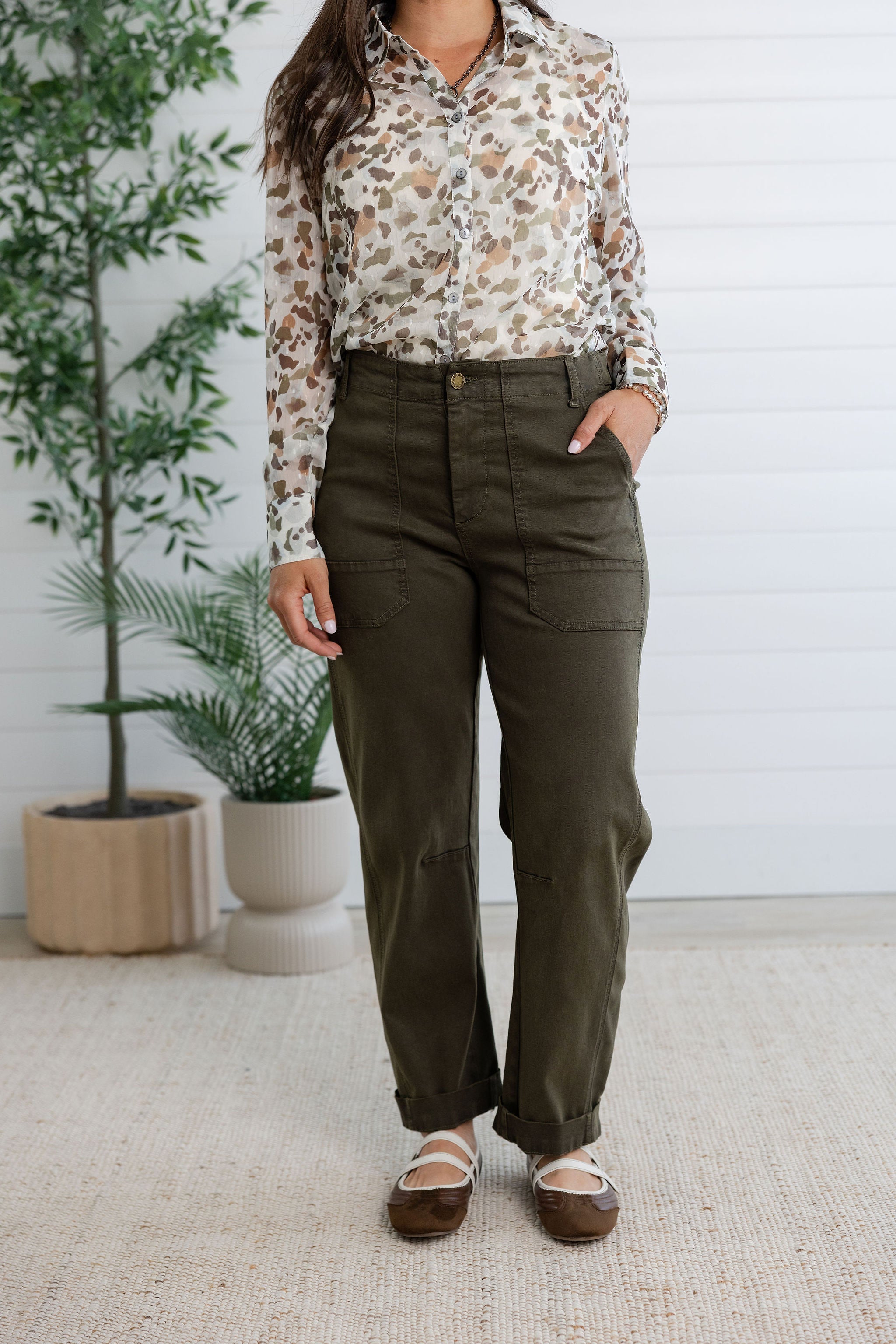 Twill Barrel Leg Pants with Patch Pockets