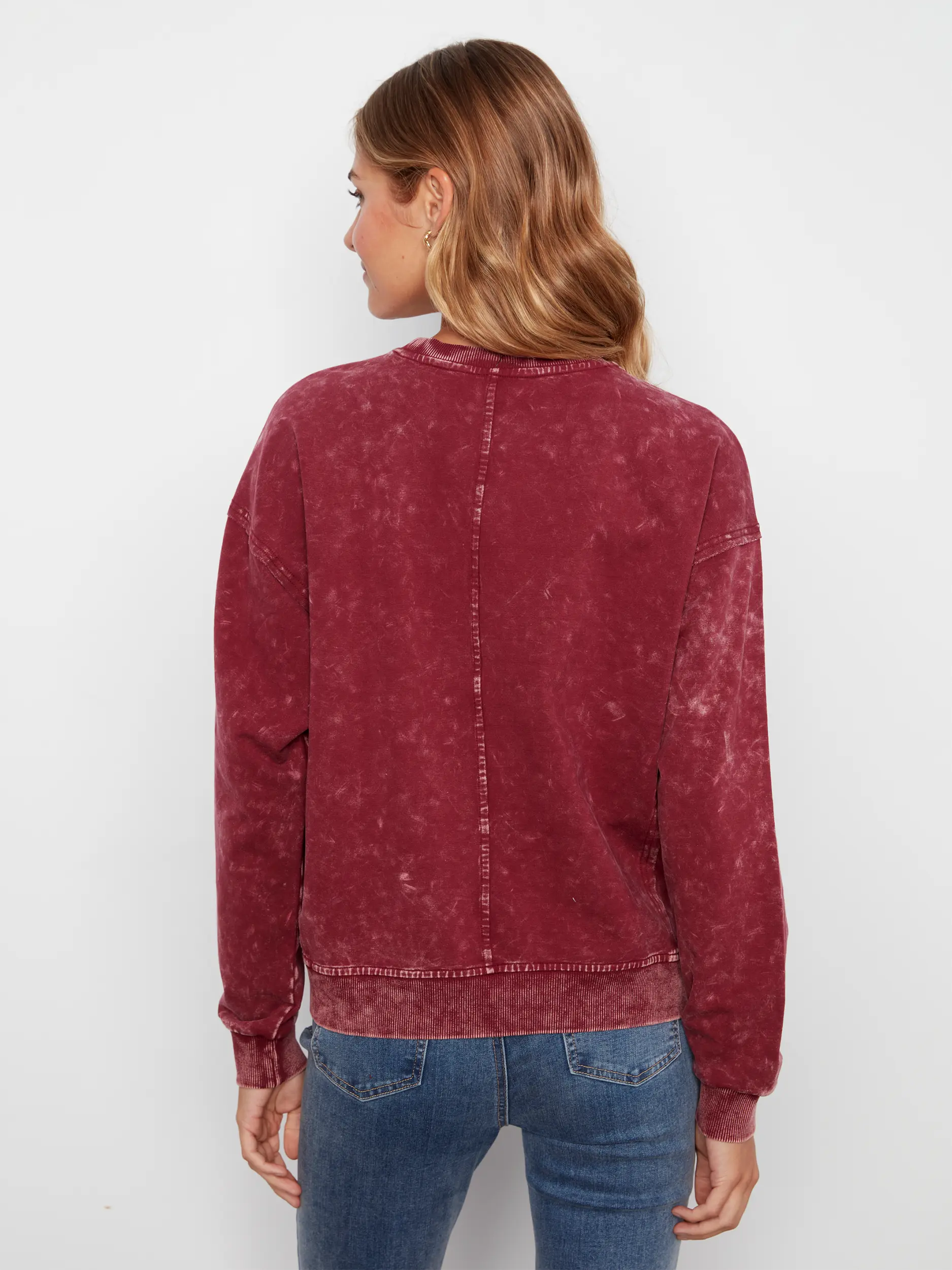 Long Sleeve Sweatshirt Top with Flower Applique