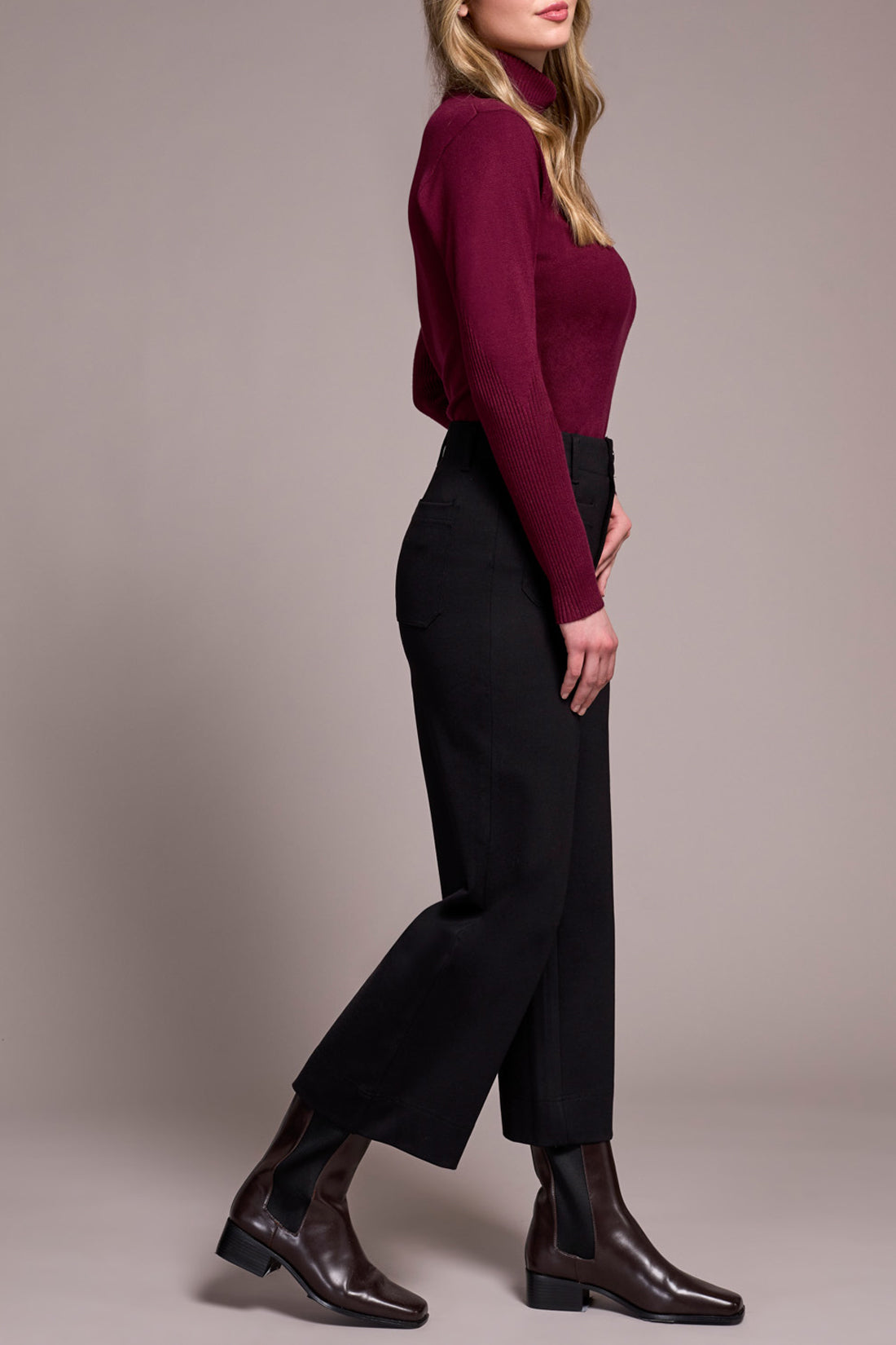 MB High Rise Fly Front Capri